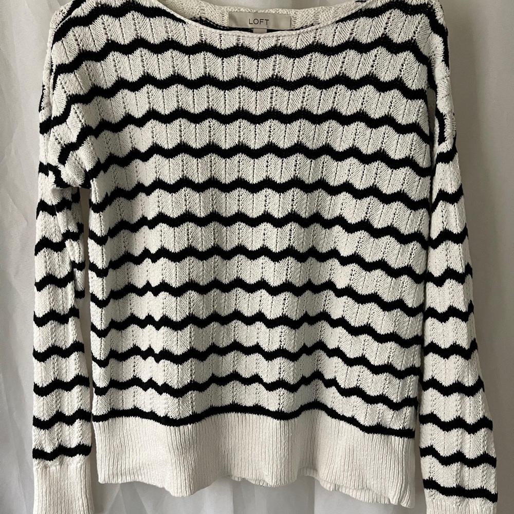 LOFT Zigzag Patterned Black and White Sweater